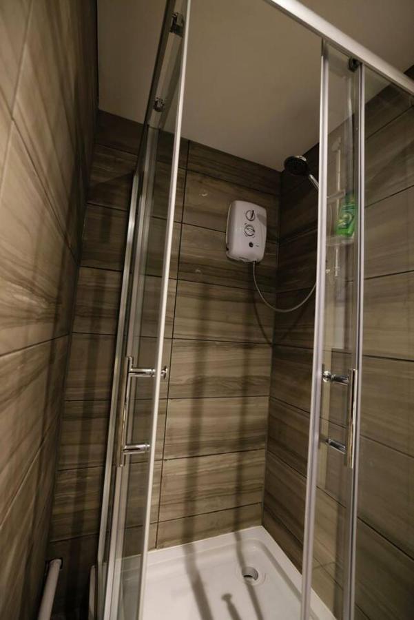 3 Bedroomflat-Free Parking-Wifi-Parking-8People London Bagian luar foto