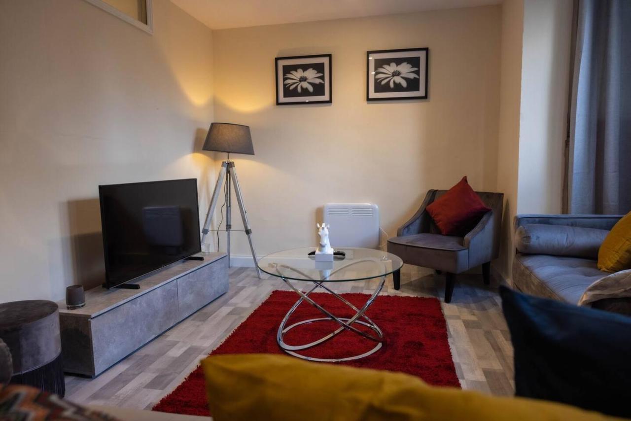 3 Bedroomflat-Free Parking-Wifi-Parking-8People London Bagian luar foto